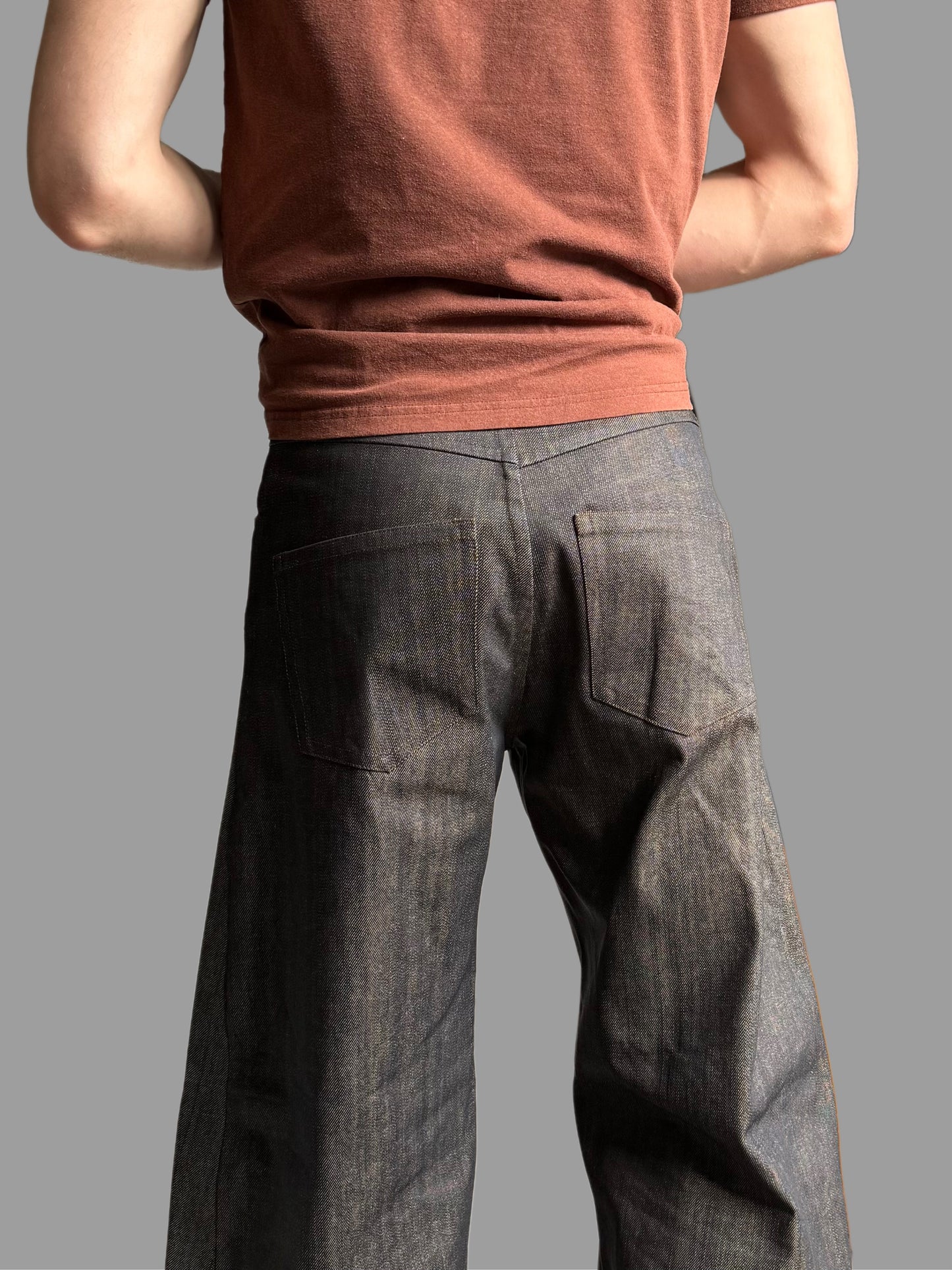 Banana-Shape Jeans